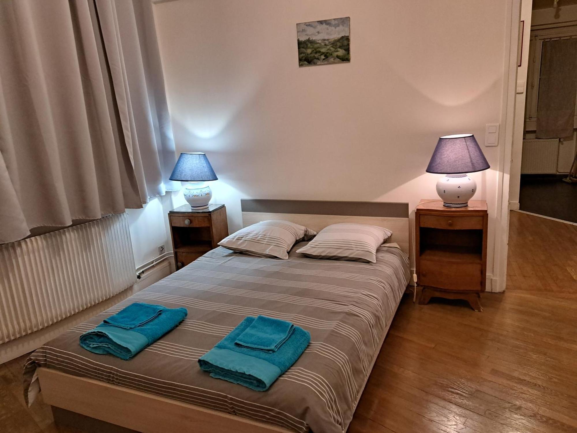 Charmant Appartement Au Pied Du Chateau Gien Εξωτερικό φωτογραφία